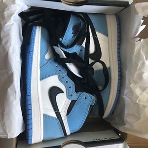 NWB Air Jordan 1 retro “university blue”